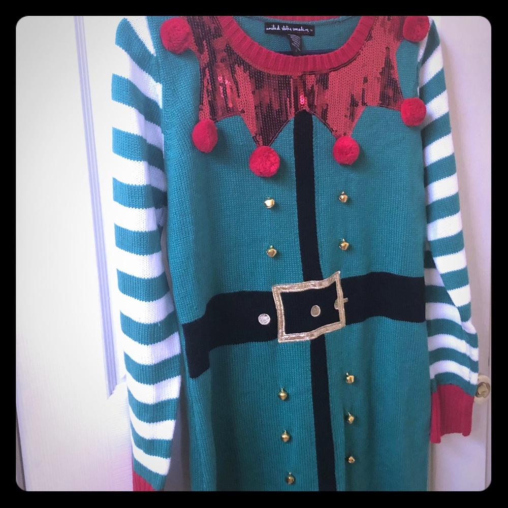 NWOT Christmas elf 3-D design long knit sweater!